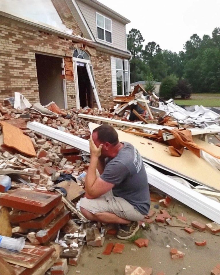 Son Who Didn’t Visit His Mother for Years Comes and Sees Her House Destroyed