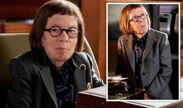 Linda Hunt Leaves Behind A