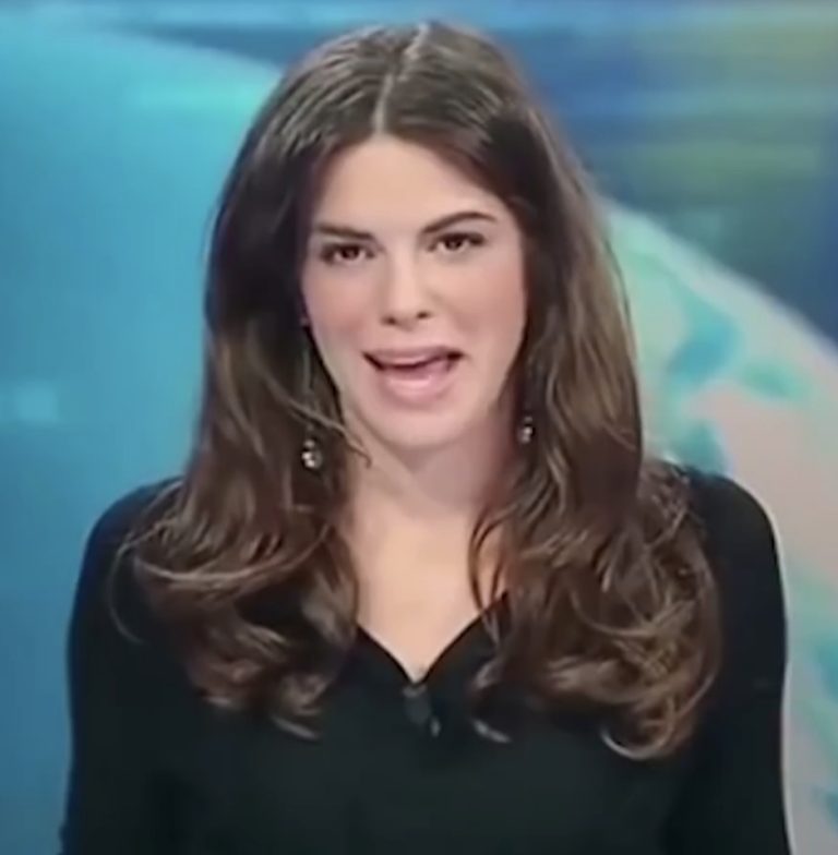 (VIDEO) News Anchor Gives Viewers..