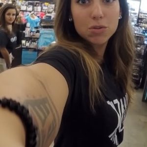 Kicked Out by the Store Owner’s Daughter — But Then