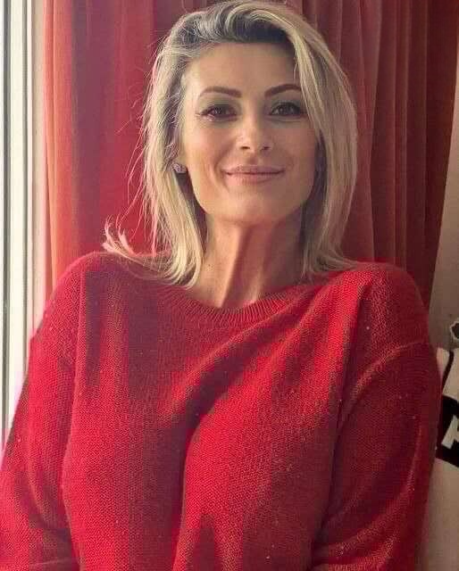 I Jokingly Wrote a Message on My Husband’s Chest Before His Work Christma