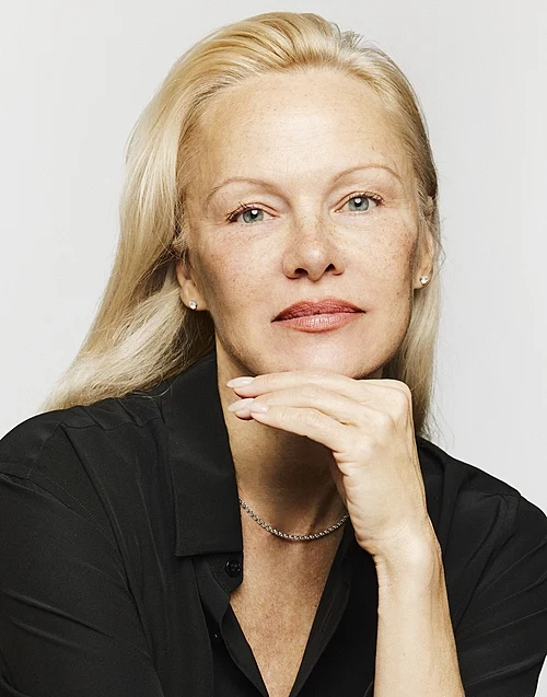 Pamela Anderson Shares Sweet Red Carpet