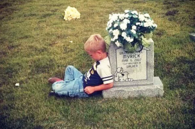 5-Year-Old Boy Visits Twin Brother’s