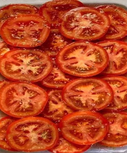 Eating tomatoes: an ally for your health and your