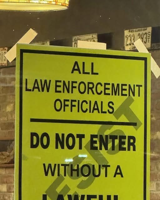 Tucson pizzeria under fire for posting a div