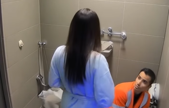 Repairman Shocked by What Happened